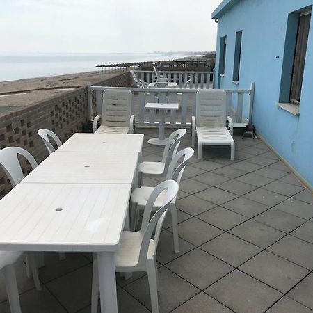 Virgola Zero Holiday Beach Apartment Porto Potenza Picena Luaran gambar