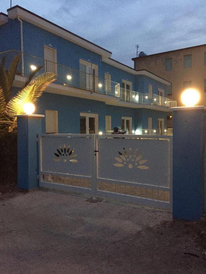 Virgola Zero Holiday Beach Apartment Porto Potenza Picena Luaran gambar